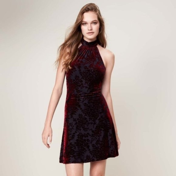 Dress the Population Dresses & Skirts - Dress The Population Red Velvet Miranda Tie Halter Neck Mini Dress L